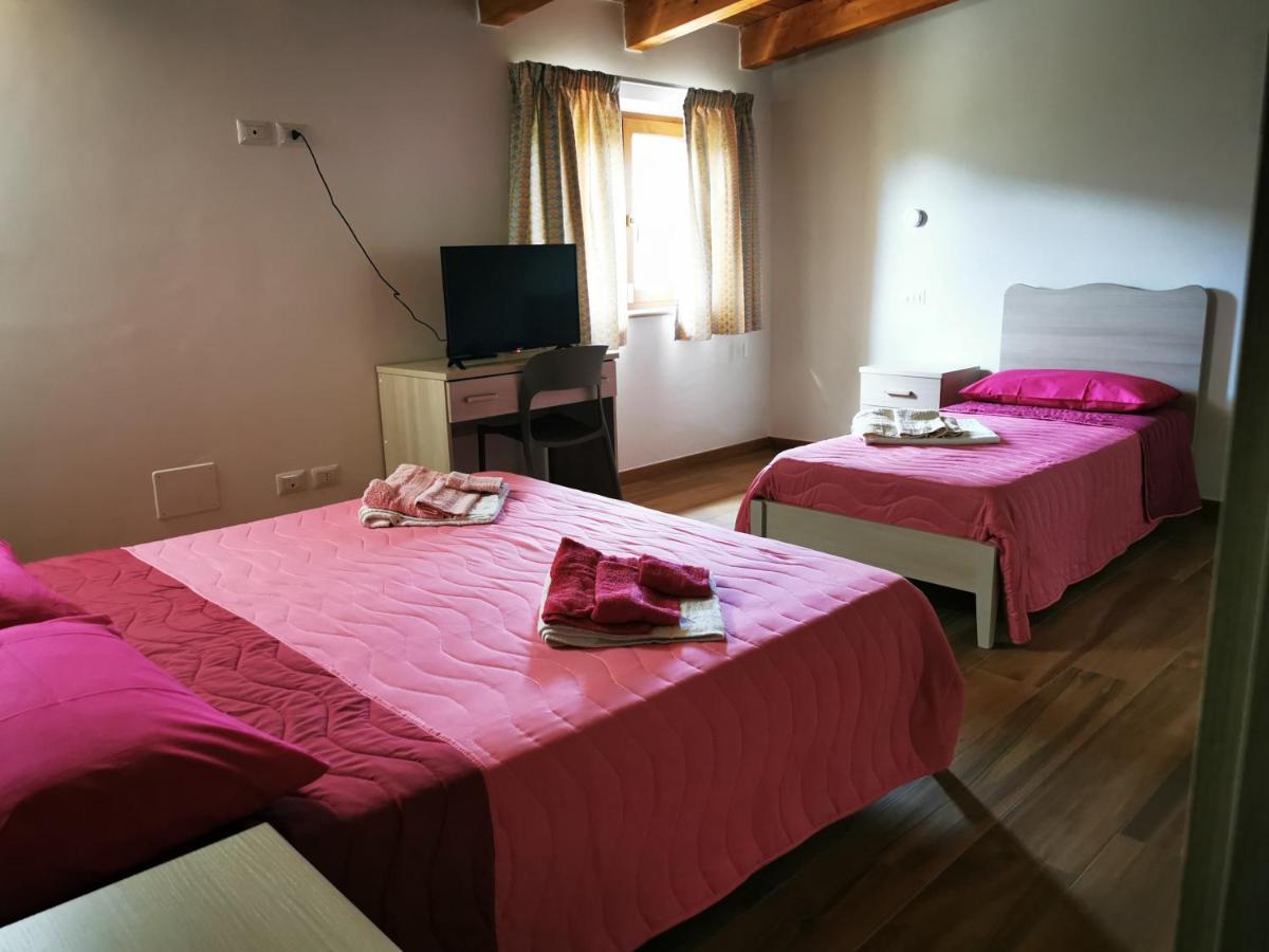 Agriturismo B&B Il Girasole Roccadaspide エクステリア 写真